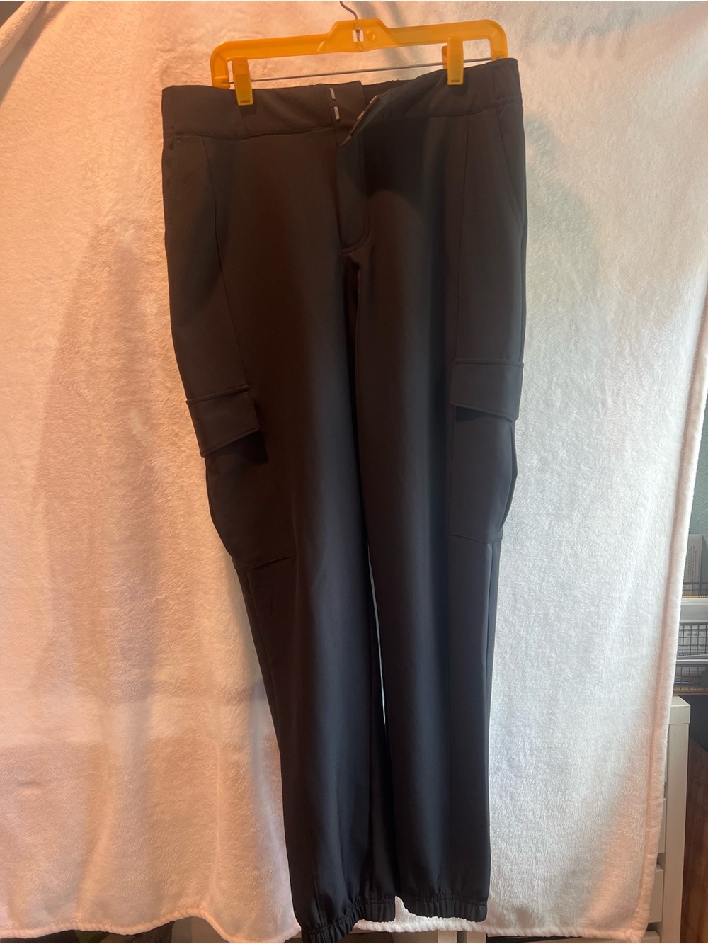 CALIA by Carrie Underwood Black Cargo Jogger Pants